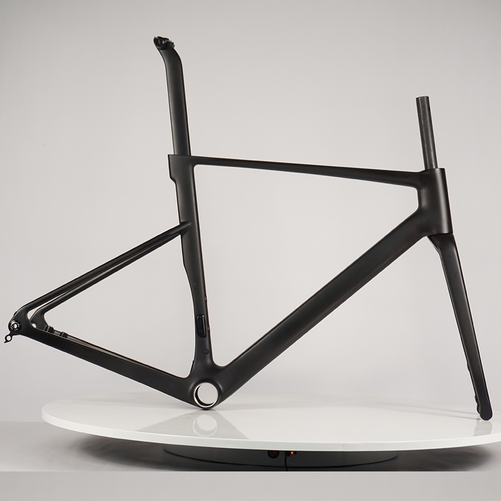 2026 Aero Super Light Road Bike Frame FT146